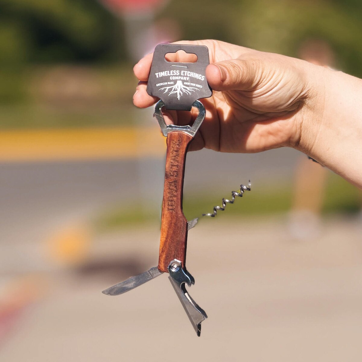 I-State Timeless Etchings Wood Wine Key open